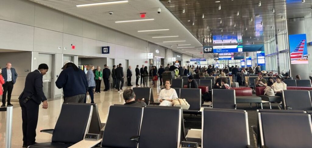 Delta Airlines AUS Terminal – Austin-Bergstrom International Airport