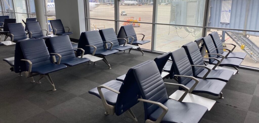 Delta Airlines SNA Terminal – John Wayne Airport